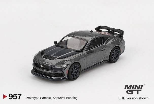 Precision Style in 1/64 Scale